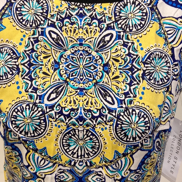 London Style Collection - Women's Short Sleeve Zippered Up Dress (NWT) - Picture 3 of 6